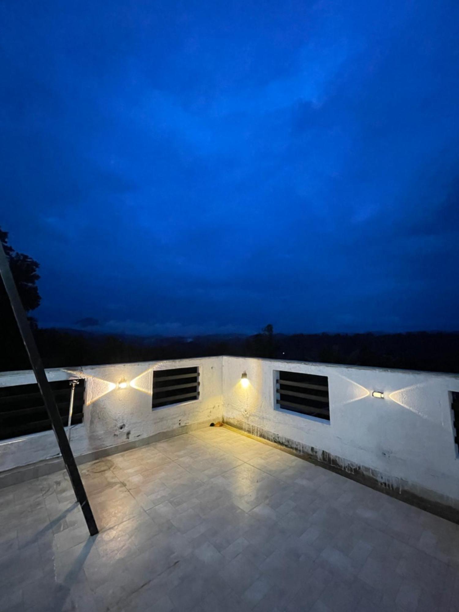 Misty Mountain Lodge Kegalle Esterno foto